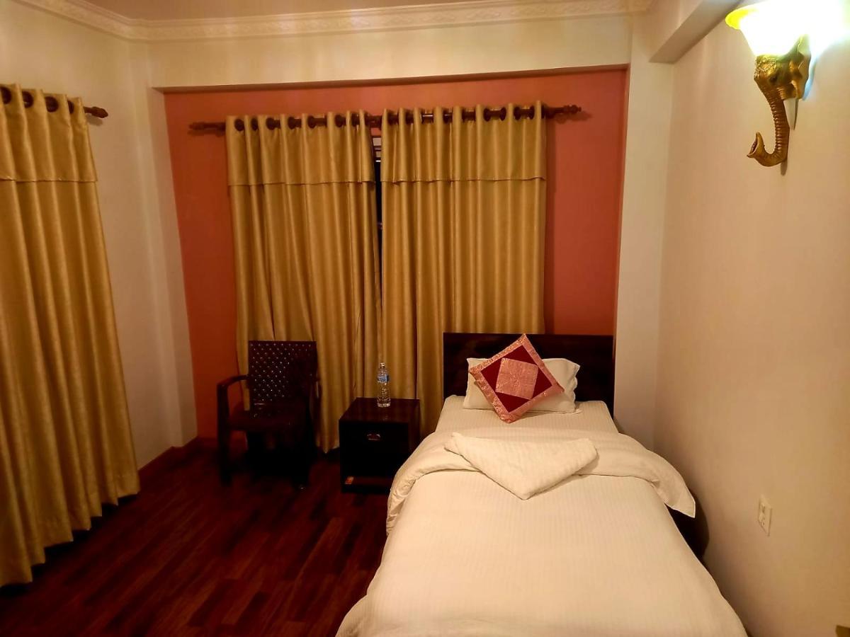 Serene B&B Kathmandu Bagian luar foto